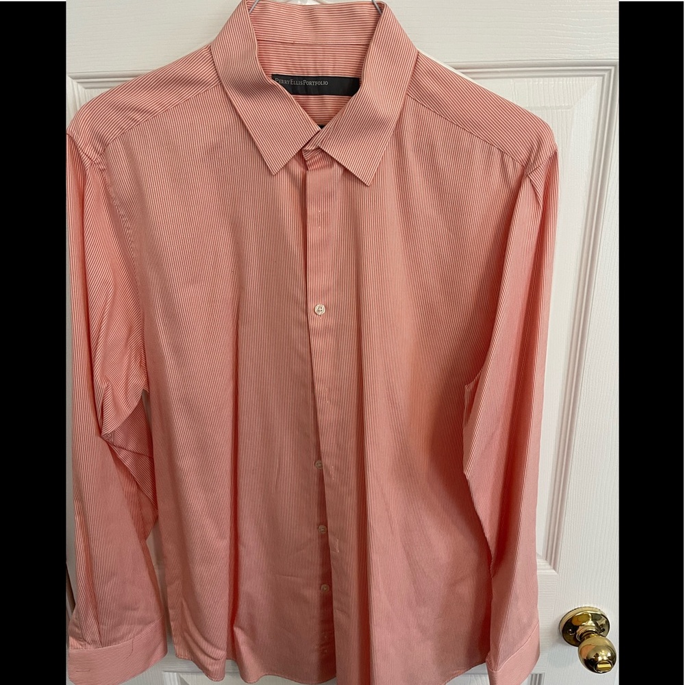 Perry Ellis button up shirt